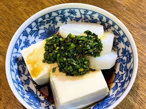 にらの風味満喫‼️蒸し長芋と豆腐のにらしょうゆかけ